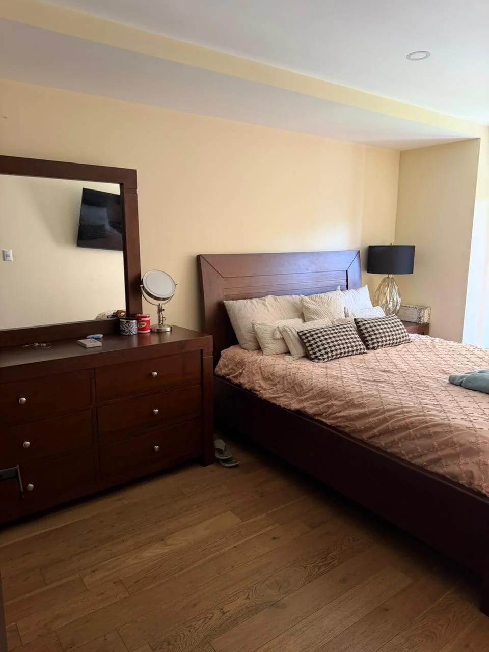 APARTAMENTO EN VENTA, CENTRICO ZONA 5 — foto 3 de 8