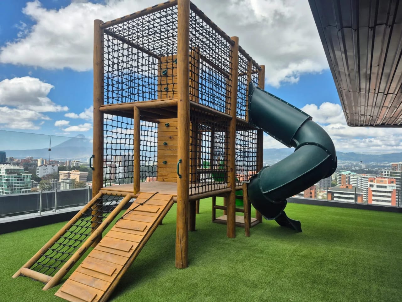 Apartamento en Alquiler, BIKO zon a 1035 Metros² 1 Parqueo 1 Dormito — foto 10 de 11