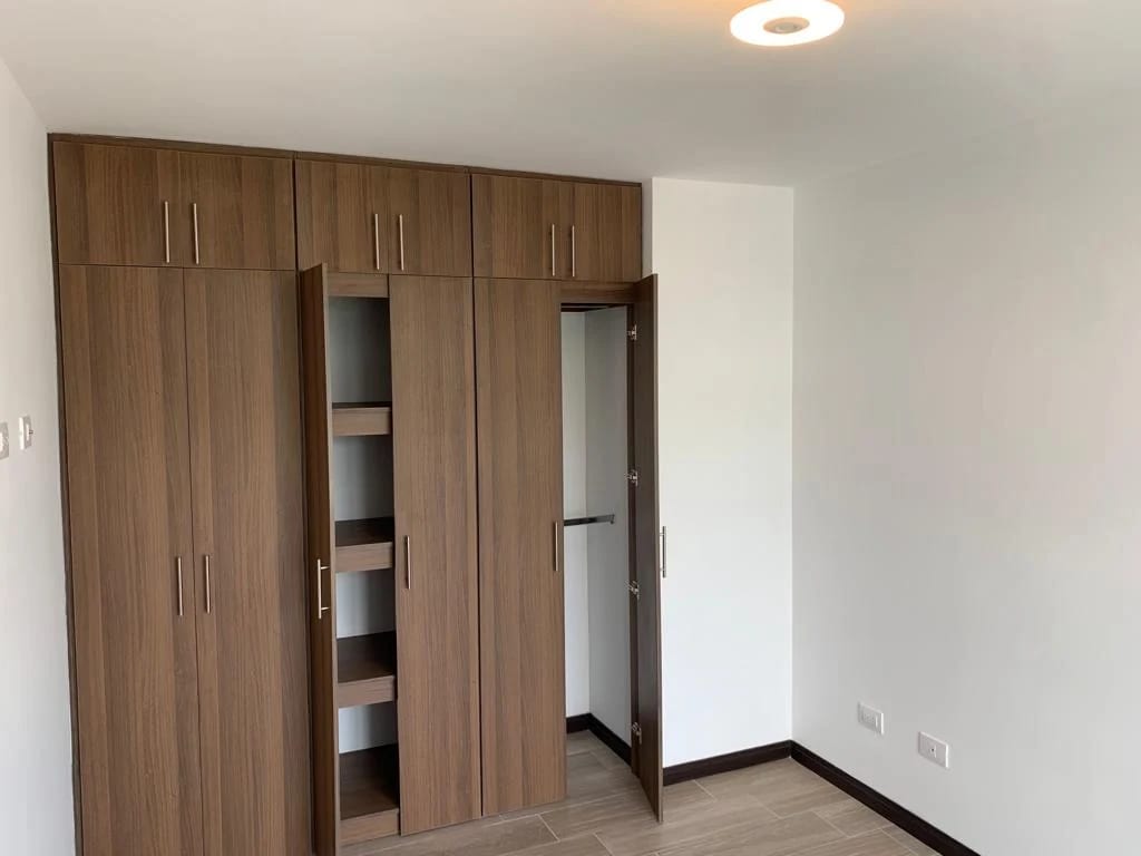 Apartamento en Renta, BIKO Zona 10 — foto 7 de 12
